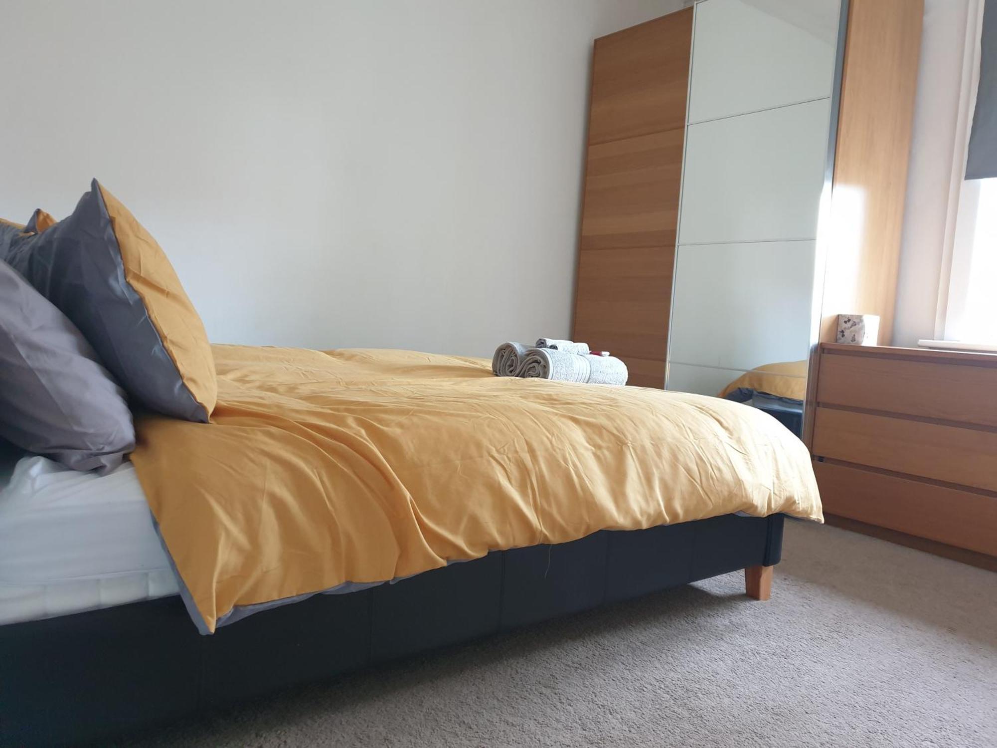 Luxury 1-Bed Apartment With Stunning City Views Perfect For Short Stays In ลอนดอน ภายนอก รูปภาพ